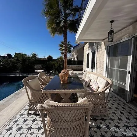 Oezel Villada Muhtesem Deneyim Villa Foça