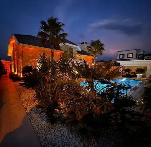 Oezel Villada Muhtesem Deneyim Villa